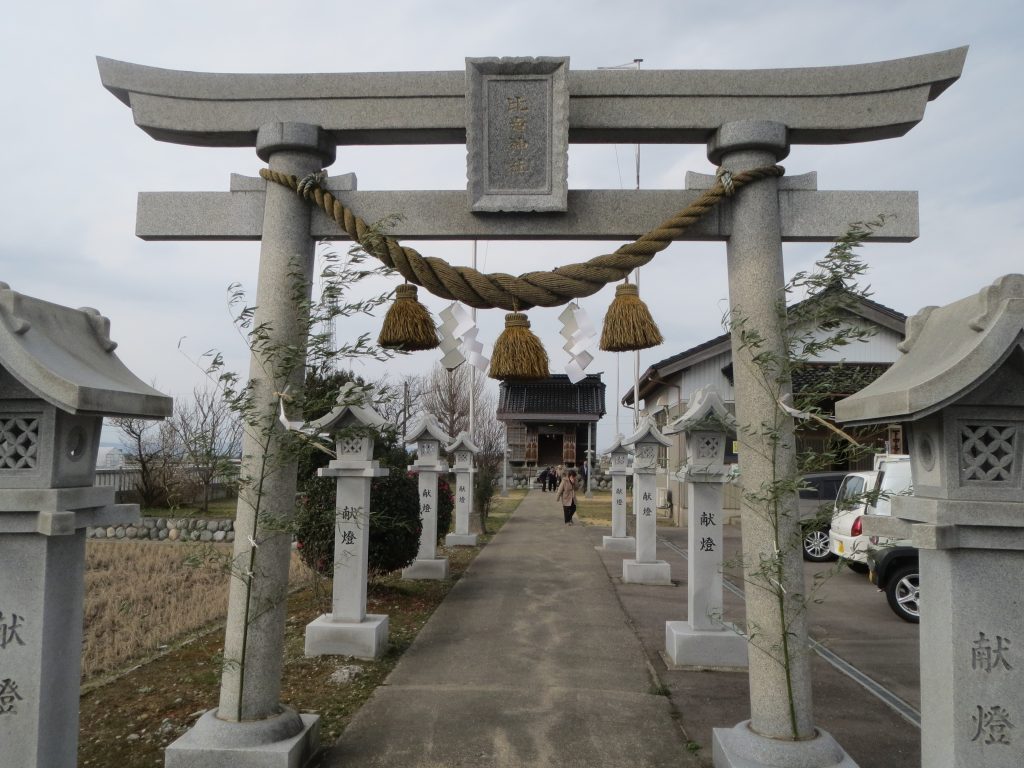 比売神社（砺波市下中条）